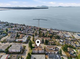 15041 Prospect Ave #101, White Rock, BC