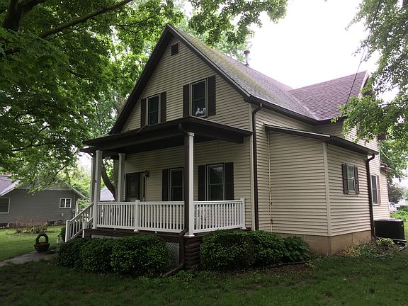 Front porch (23'x9')
