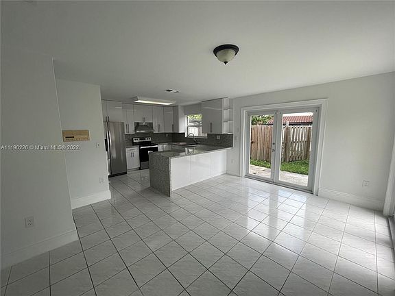 3rd image of 15614 SW 62nd St #15614