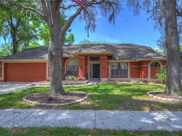 1521 Waterwood Dr, Lutz, FL 33559