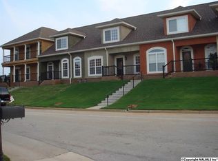 13 Harbor View Ct NE, Decatur, AL 35601