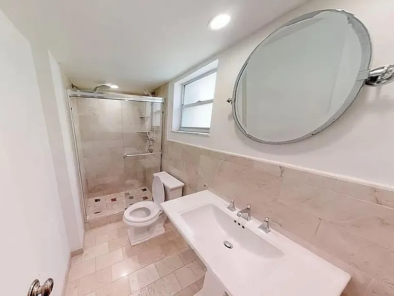 860 Euclid Ave #208 — Photo 22