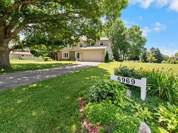 2nd image of 6969 Heatheridge Dr