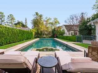 1625 Opechee Way, Glendale, CA 91208