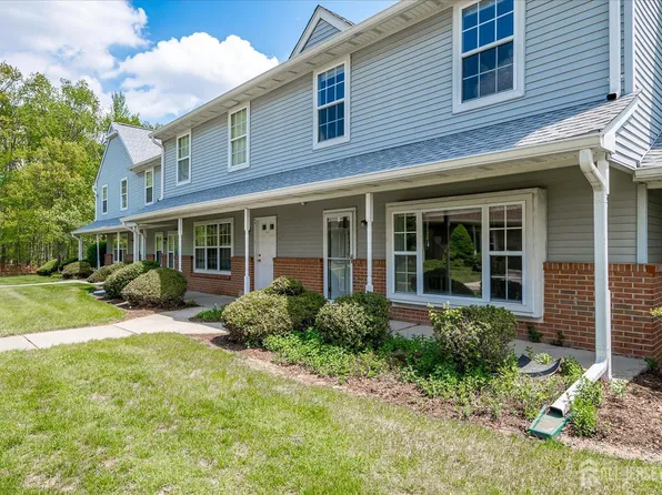 922 Thomas Ave, North Brunswick, NJ 08902