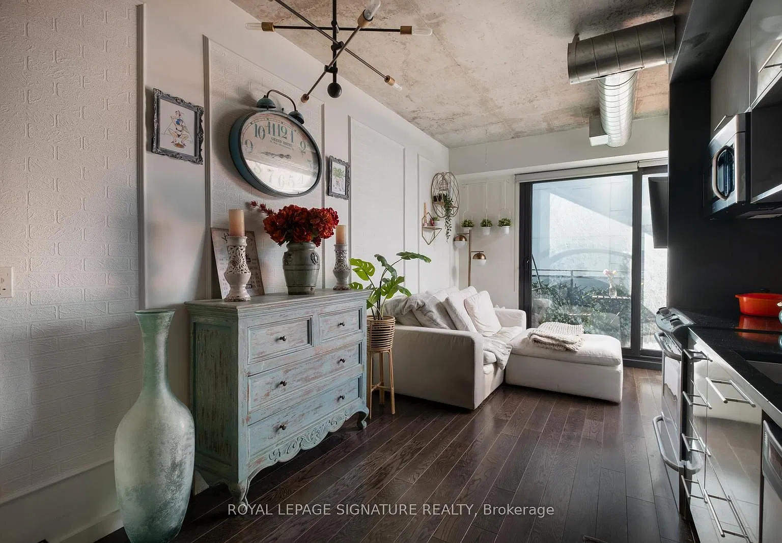 1 bed, $2,500 — Photo 3