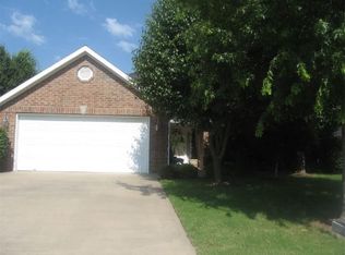 5008 Hawthorne Way, Springdale, AR 72762