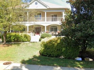 7402 Paxton Rd, Falls Church, VA 22043