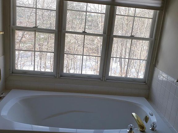 3rd image of 2232 Journet Dr