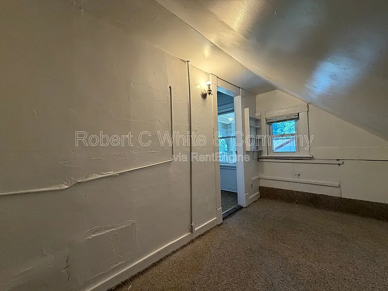 179 Maple St #3 — Photo 14