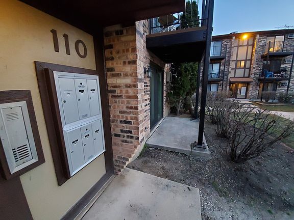 3rd image of 110 Klein Creek Ct APT 2B