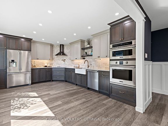 5th image of 855 Weston Dr