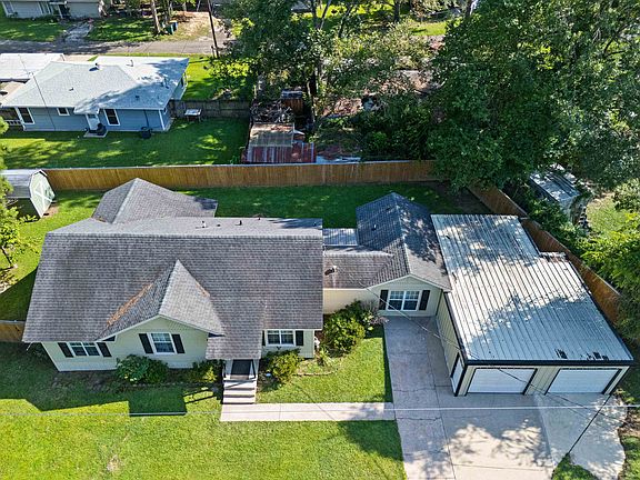 4th image of 3504 Eastmoor Dr