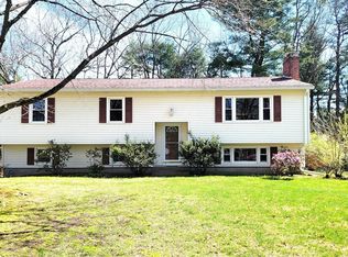 205 Bel Air Dr, Longmeadow, MA 01106