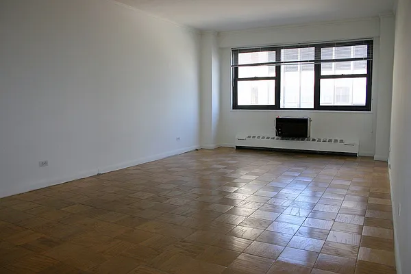 Rented by Carlyle Property Management | media 17