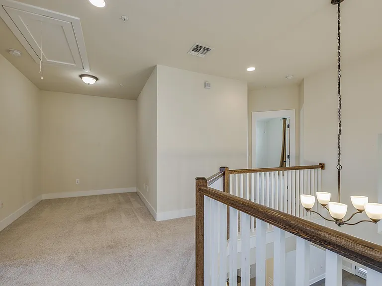 7906 Wildcat Pass — Photo 21