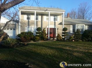 28 New Meadow Trl, Parsippany, NJ 07054