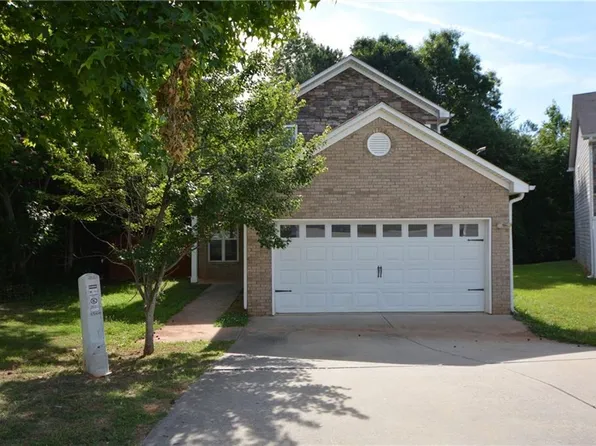1550 Persimmon Trce, Morrow, GA 30260