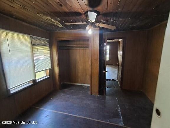 5th image of 407 Williams Dr