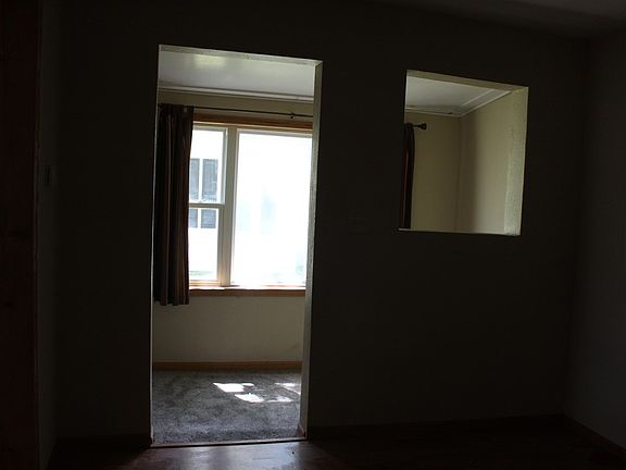 5th image of 202 N Stuyvesant St