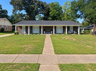 6204 Parkbrook Dr, Mobile, AL 36608