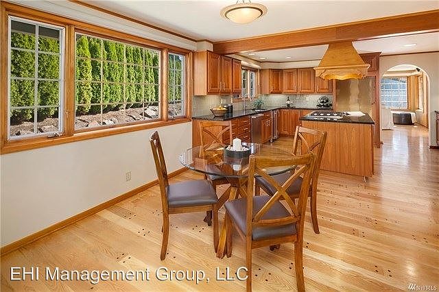 1st image of 8417 NE 21st Pl