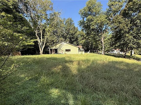 3rd image of 80 John Ingram Rd SE