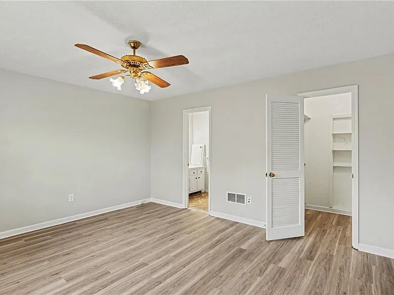 10 Gentry Dr — Photo 17