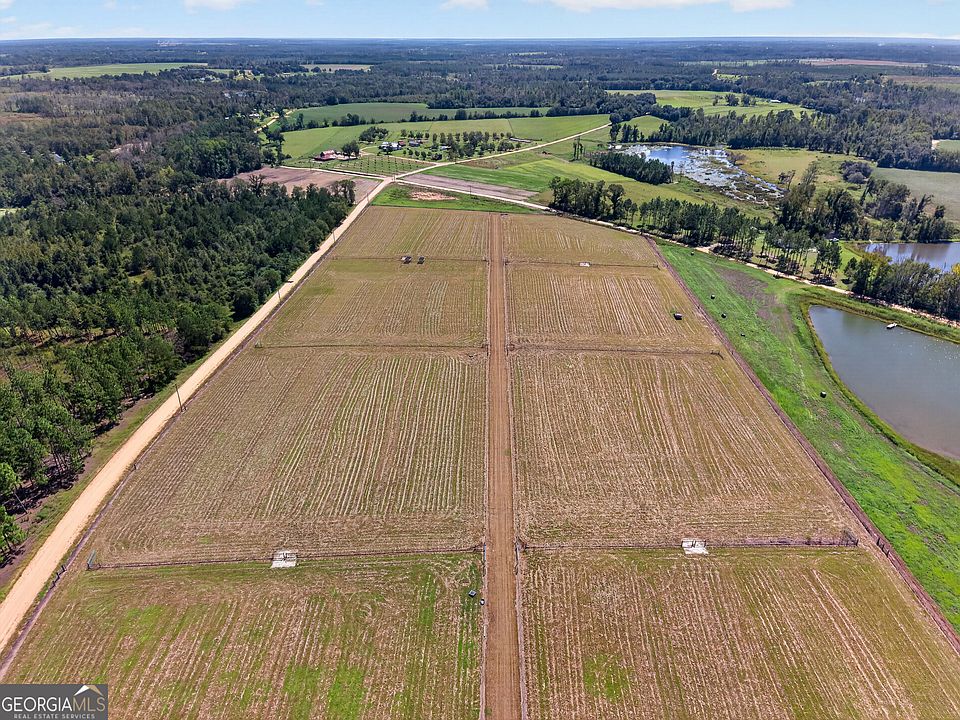 1st image of 500 Walker Rd