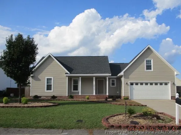 4012 Colorado Dr, Hope Mills, NC 28348