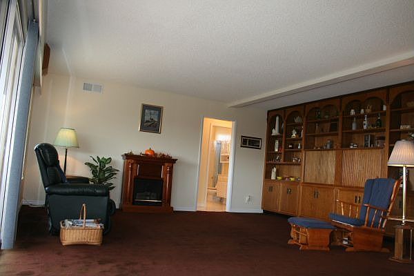 FAMILY  ROOM