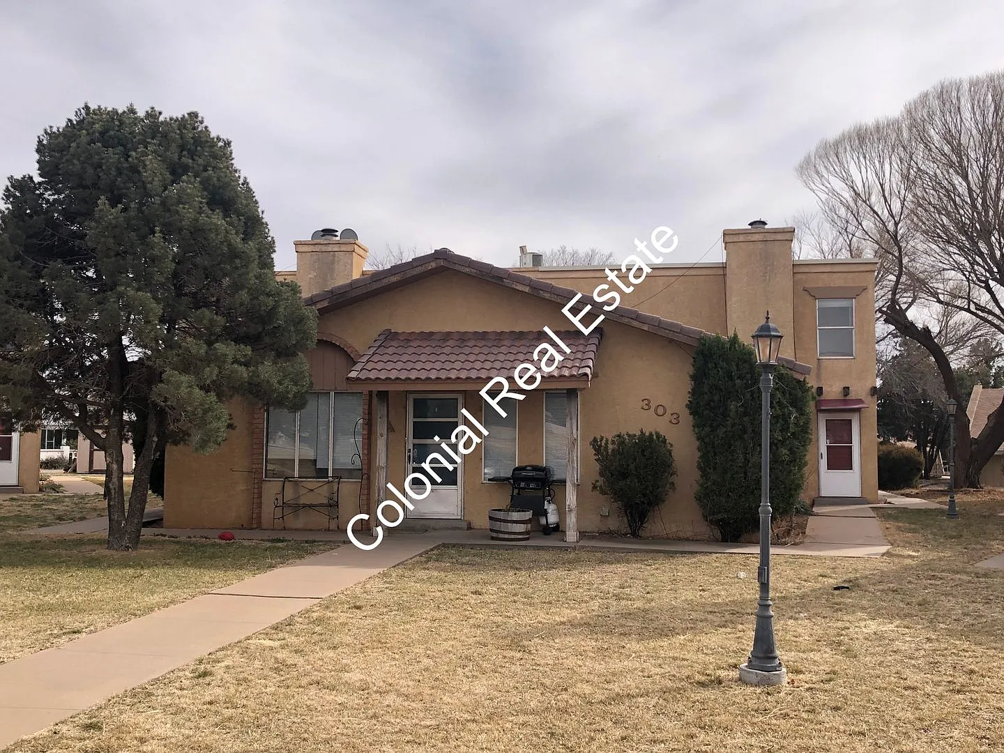 303 Innsdale — Photo 1