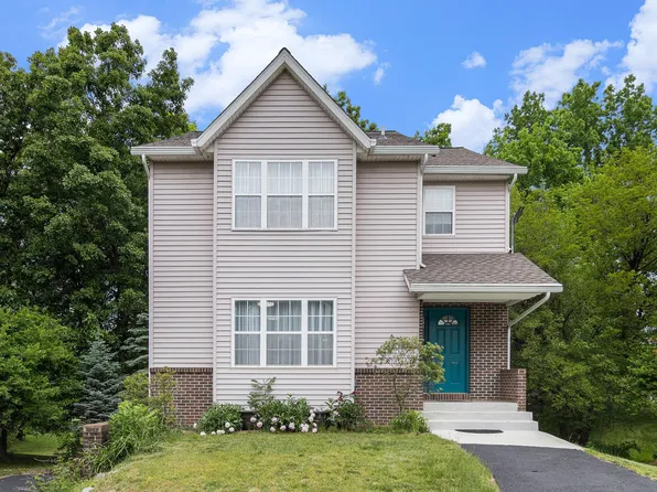 277 Fairway Ct, Plainwell, MI 49080