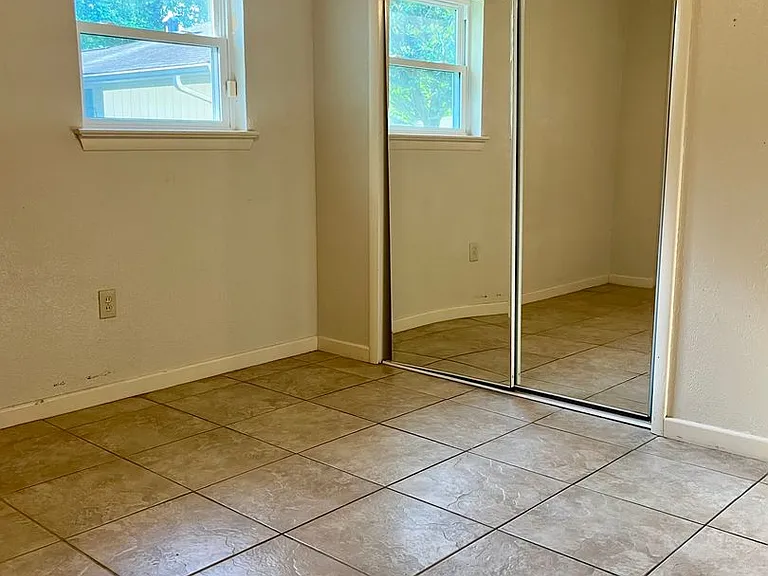 9760 Judi Ave — Photo 13
