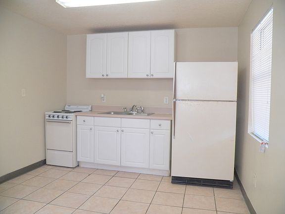 3rd image of 2595 50th Ave N Unit 8