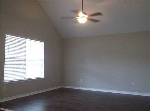 3rd image of 10214 Cottage Ct