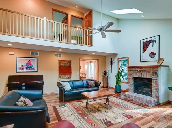 6610 Whittlesey Rd, Middleton, WI 53562