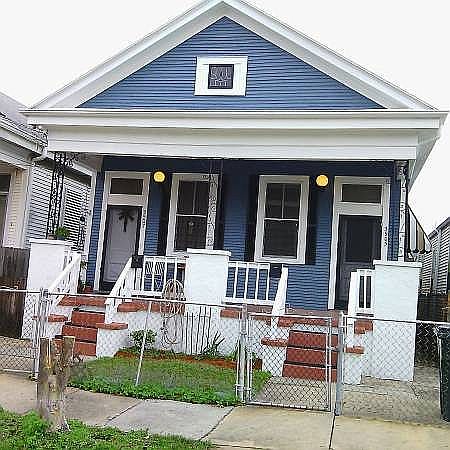 1st image of 3905 Toulouse St
