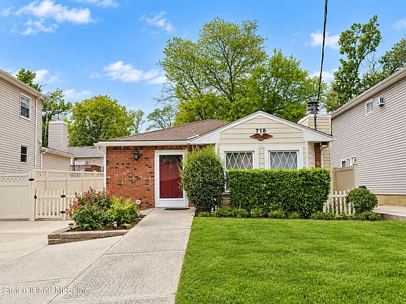 4th image of 718 Craig Ave