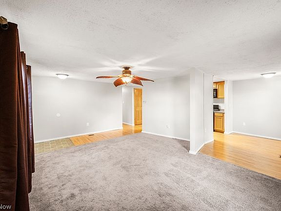 4th image of 58 Rock Ridge Rd