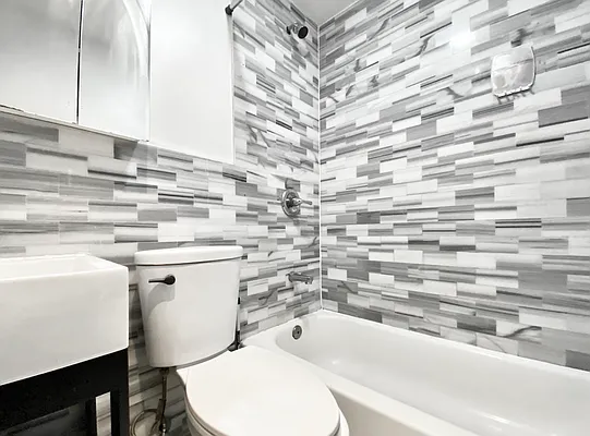 Rented by Voro NYC | media 13