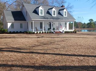 121 Blackberry Trl, Swainsboro, GA 30401