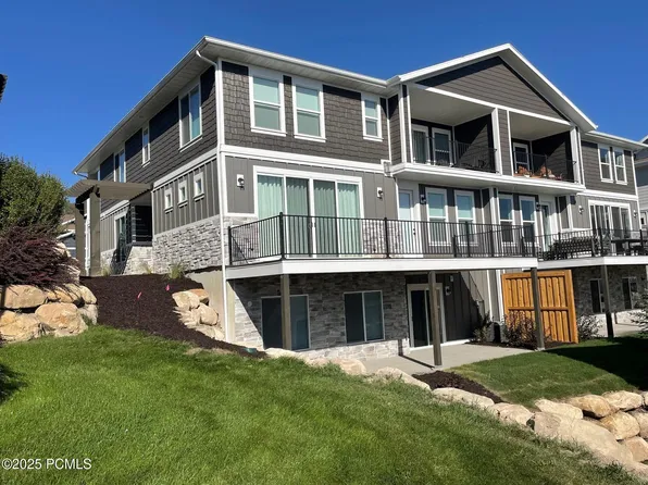 858 N Pinehurst Dr, Midway, UT 84049