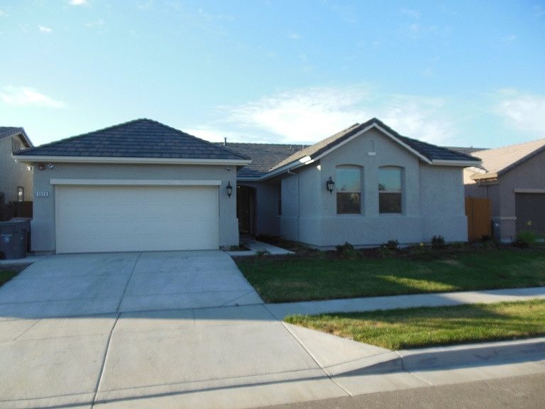 1st image of 3020 Mojave Dr