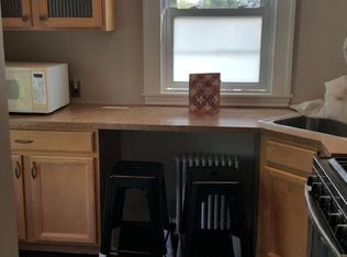 11 Broad St #2F, Williston Park, NY 11596