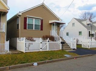 96 Lee Ave, Hopelawn, NJ 08861