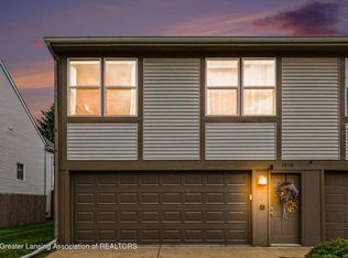 1908 Lourdes Ct, Lansing, MI 48910