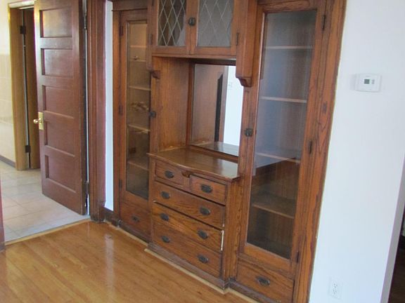 2nd image of 4123 W Palmer St #3
