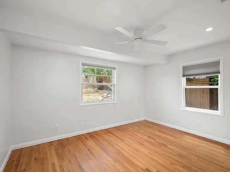 7170 Hybeth Dr — Photo 19