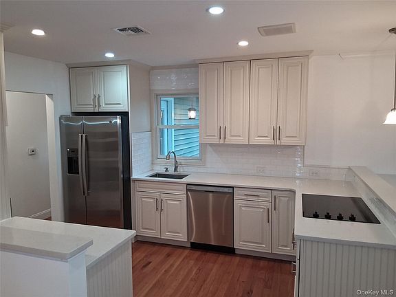2nd image of 71 Cooks Road